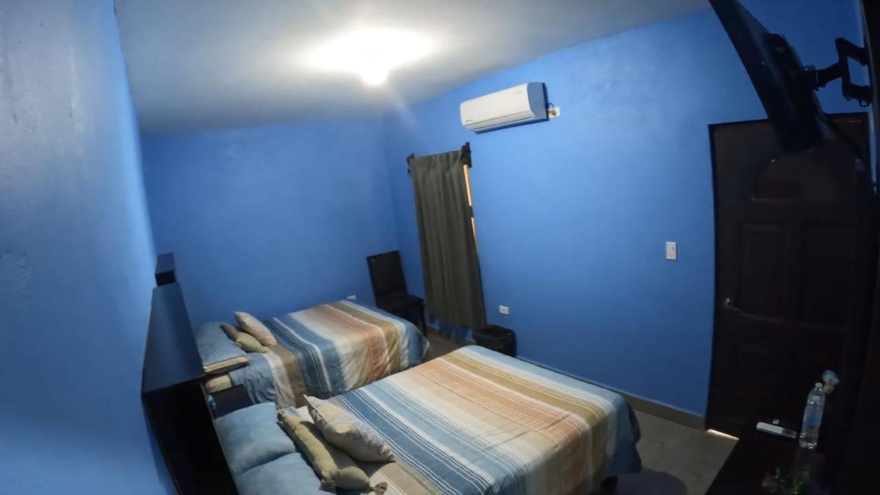 Hotel Prado'S Puerto San Carlos Eksteriør bilde