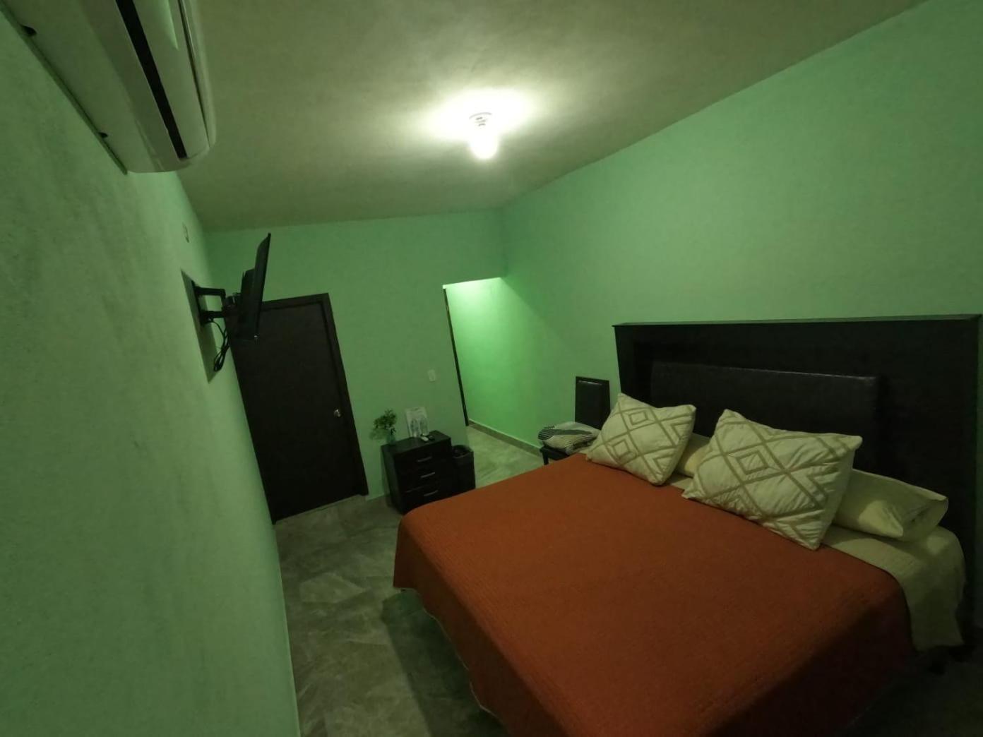 Hotel Prado'S Puerto San Carlos Eksteriør bilde